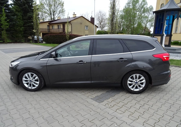 Ford Focus cena 45900 przebieg: 120000, rok produkcji 2015 z Słupsk małe 596